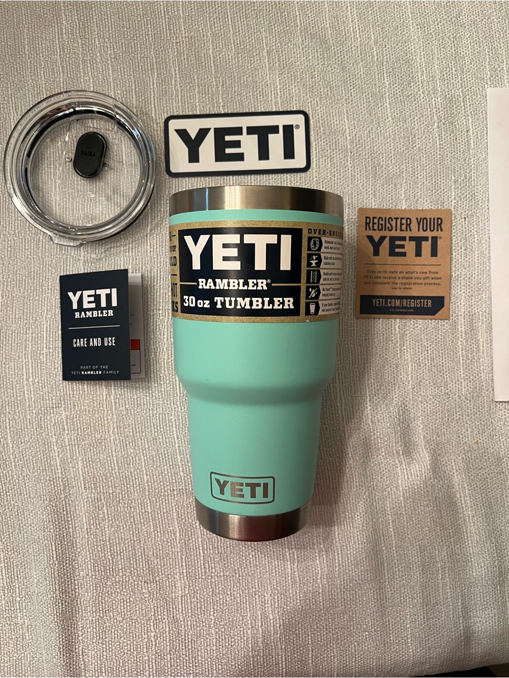 Yeti Rambler 30oz Tumbler - Seafoam Green with Stainless Trim